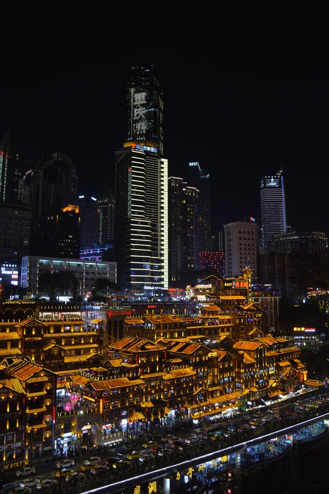 Hongya Cave at night
