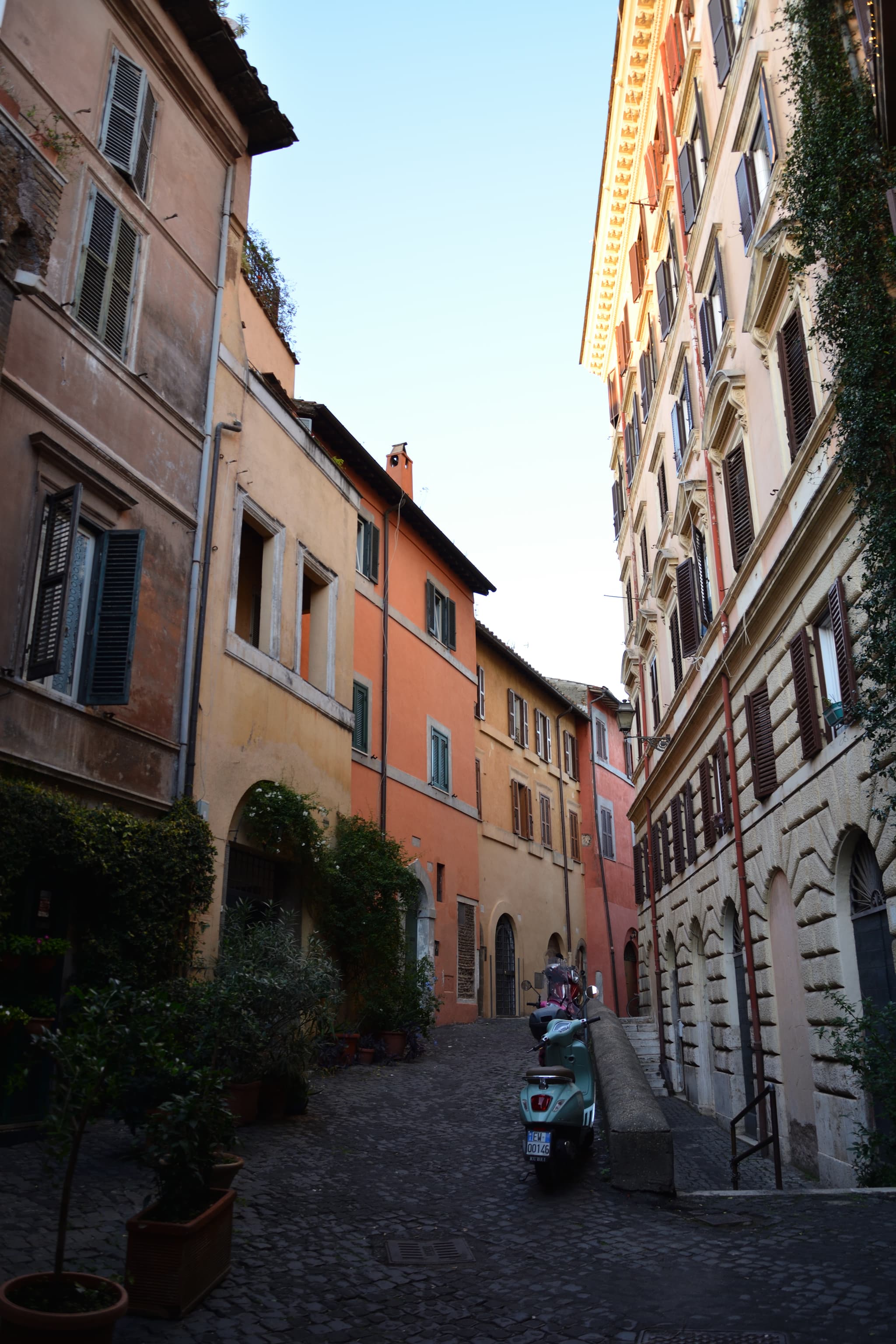 A narrow street in Rome